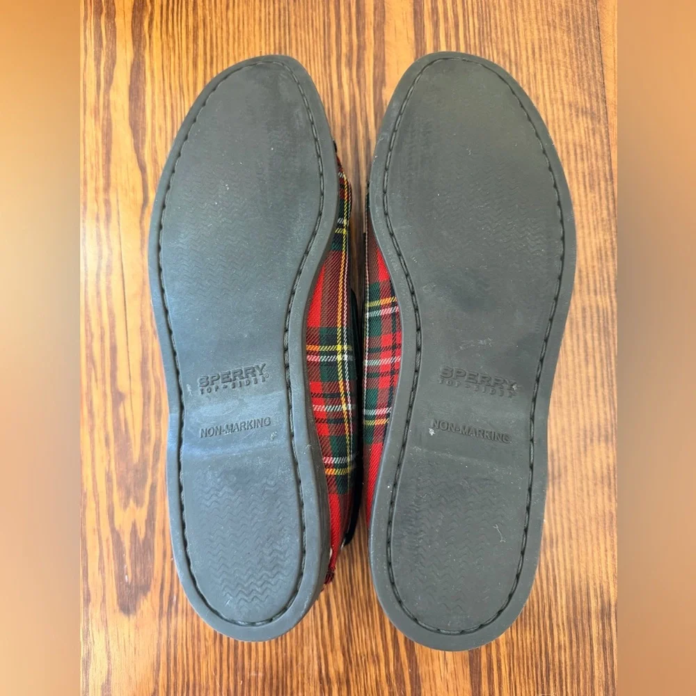 Sperry top sider plaid Red boat, loafer, flat shoe EUC. sz 10 - Picture 2 of 3